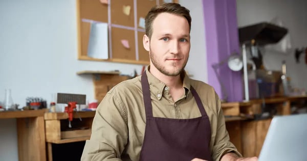 How To Become a Bench Jeweler in 7 Simple Steps