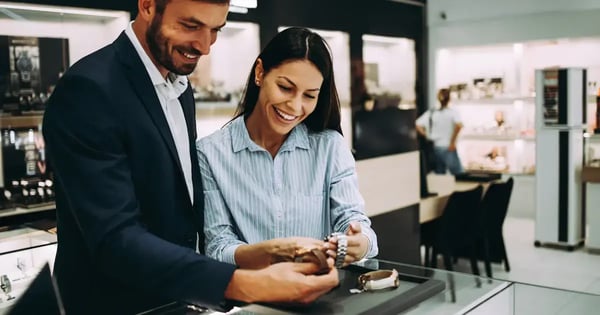 Jewelry POS: Cloud-Based vs Legacy Systems [What You Need To Know]