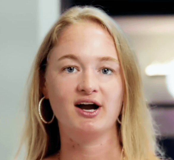 Brooke-headshot