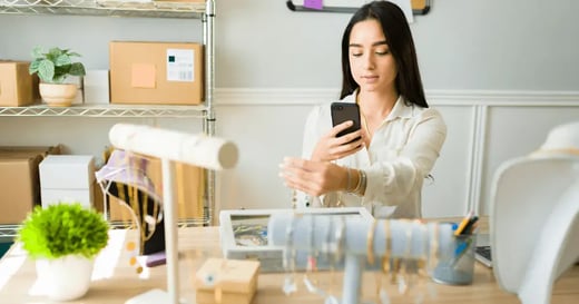 8 Jewelry E-Commerce Trends To Keep an Eye On in 2025