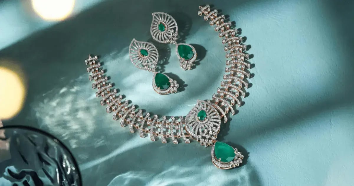 JWL 101625 Statement Jewelry Trends Big, Bold Pieces BLOG