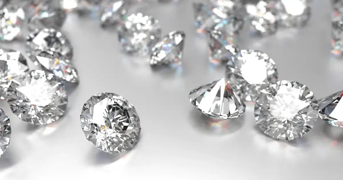 what's the difference between lab grown and natural diamonds