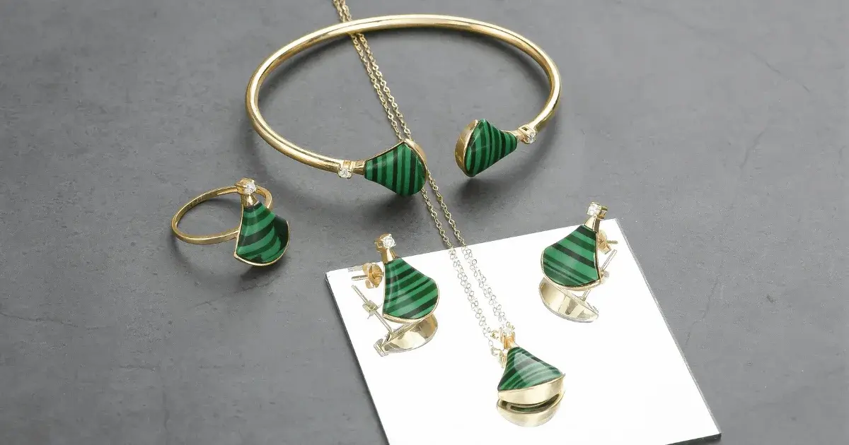 Secure jewelry store