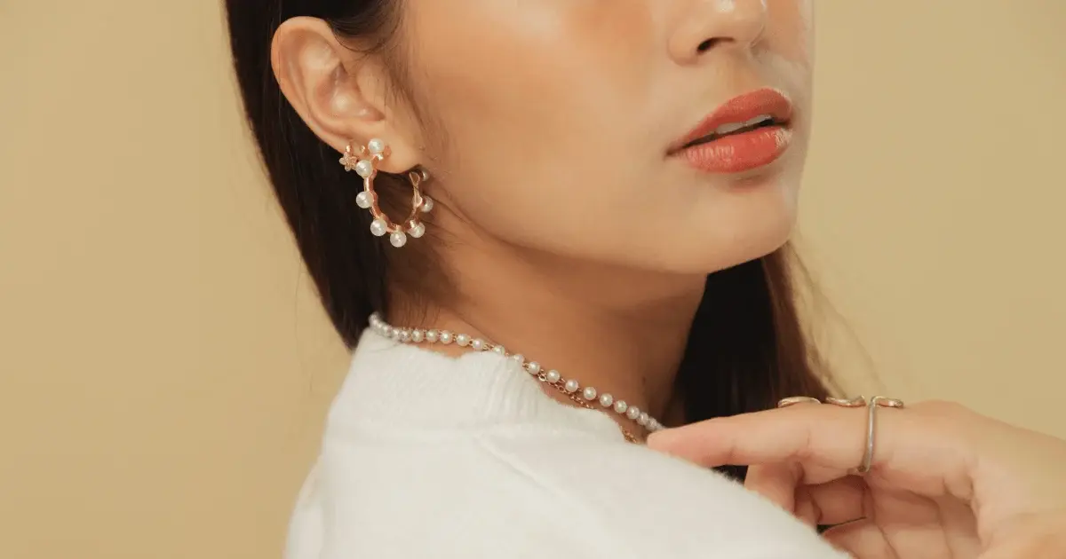 Best Social Platforms for Jewelry Store Advertising in 2026